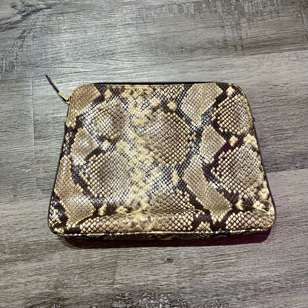 India Hicks London-Harbor Island Leather Clutch